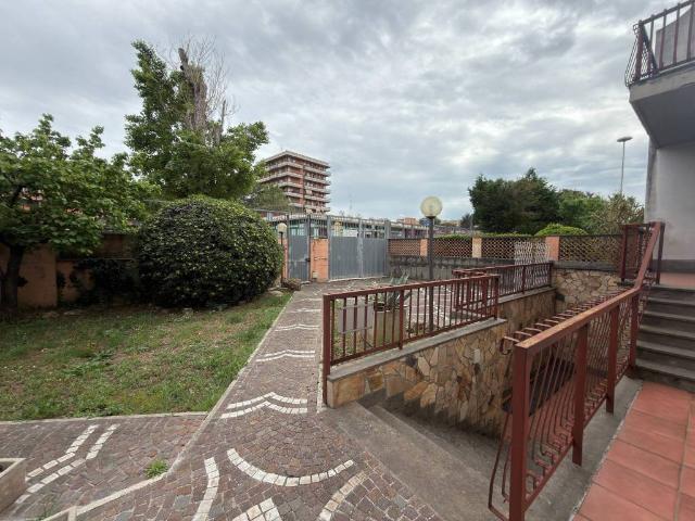 Villa in vendita a Roma RM