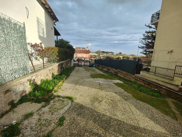 Villa in vendita a Roma RM