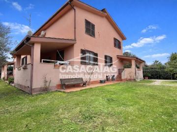 Villa in vendita a Roma RM