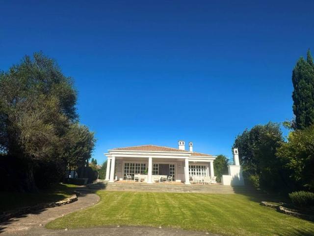Villa in vendita a Roma RM