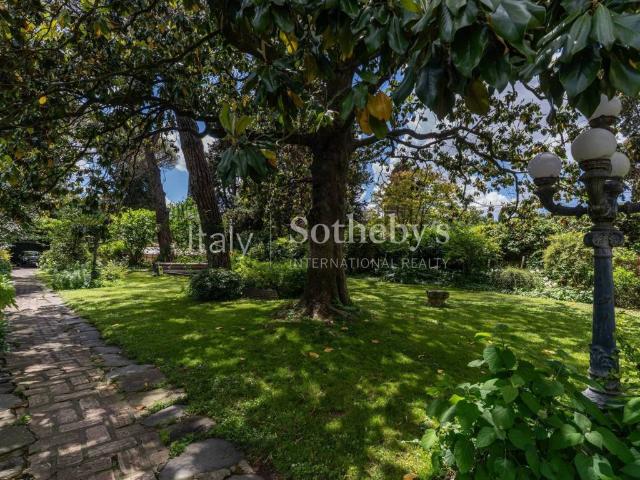 Villa in vendita a Roma RM
