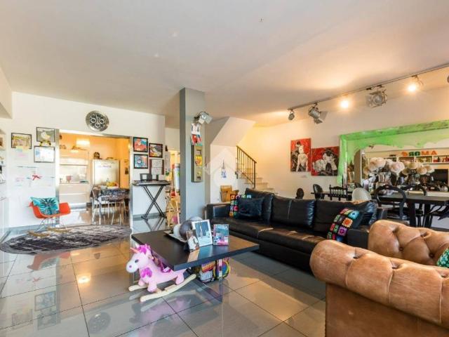 Villa in vendita a Roma RM