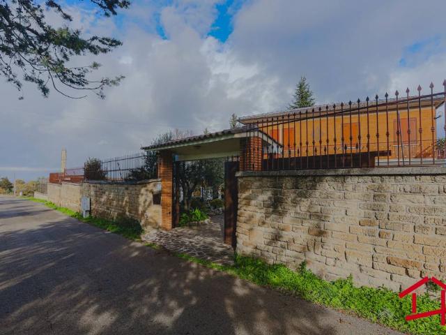 Villa in vendita a Roma RM