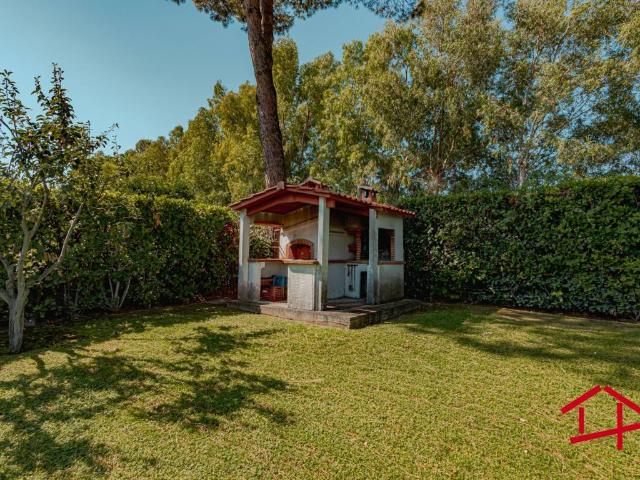 Villa in vendita a Roma RM