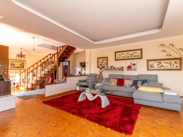 Villa in vendita a Roma RM