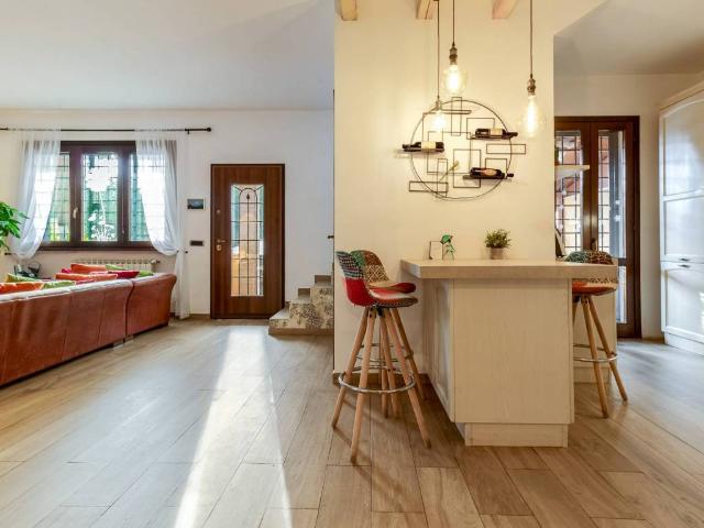 Villa in vendita a Roma RM