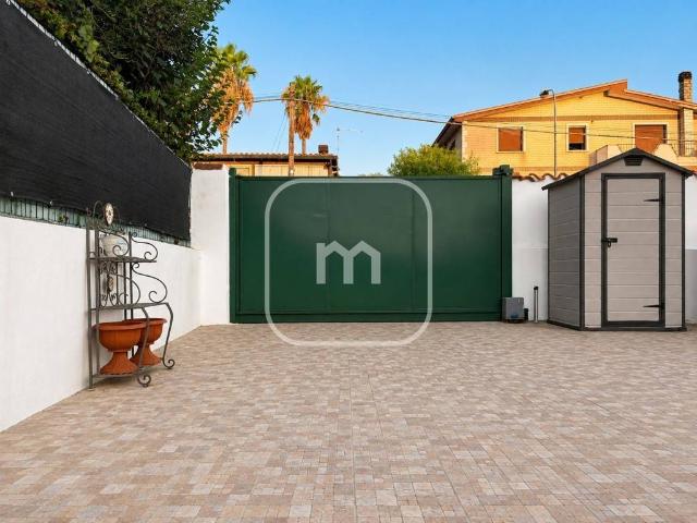 Villa in vendita a Roma RM