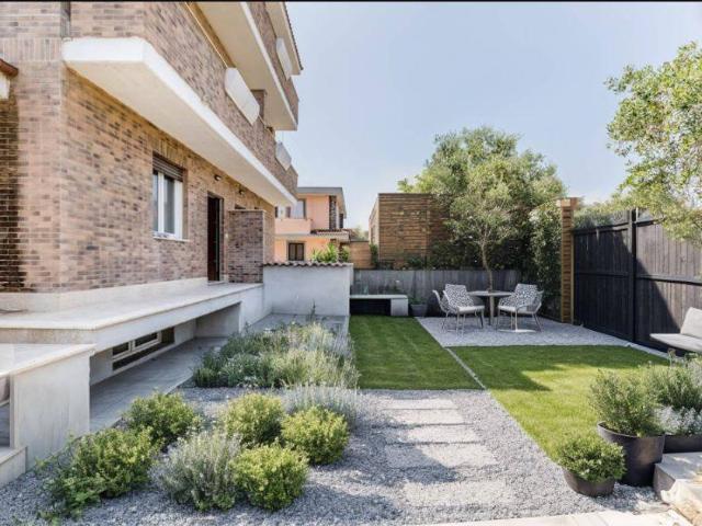 Villa in vendita a Roma RM