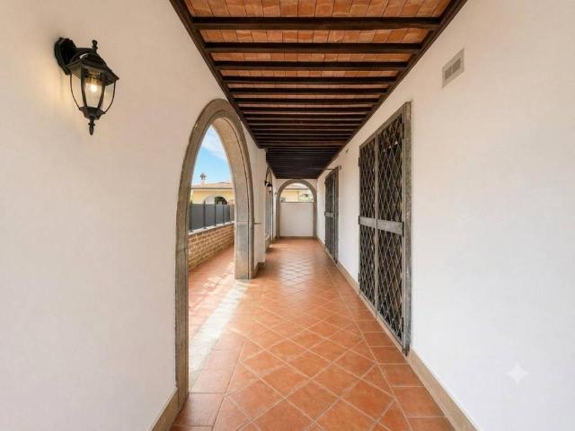 Villa in vendita a Roma RM