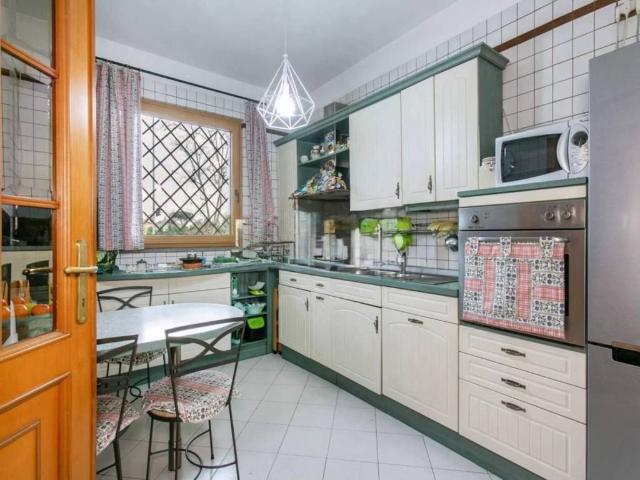 Villa in vendita a Roma RM