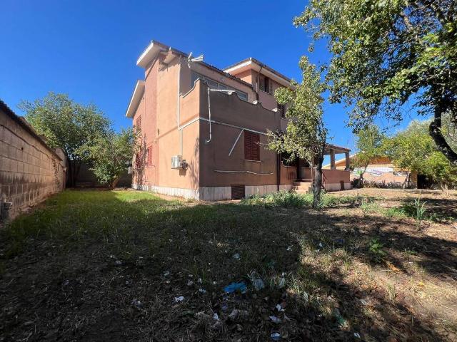 Villa in vendita a Roma RM