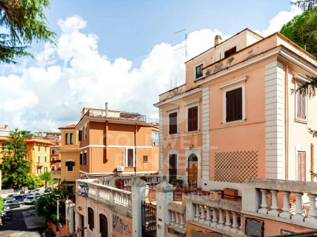 Villa in vendita a Roma RM