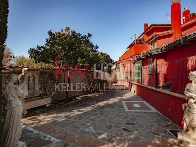 Villa in vendita a Roma RM