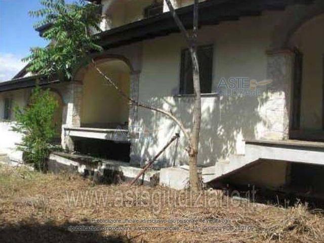 Villa in vendita a Roma RM