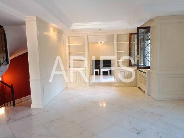 Villa in vendita a Roma RM