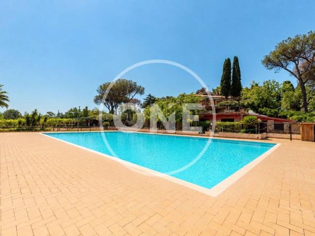 Villa in vendita a Roma RM