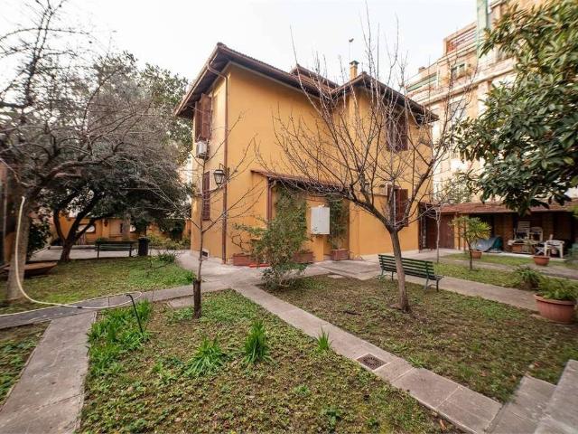 Villa in vendita a Roma RM