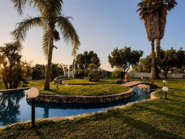 Villa in vendita a Roma RM