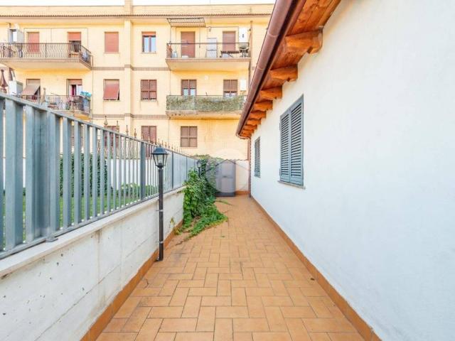 Villa in vendita a Roma RM