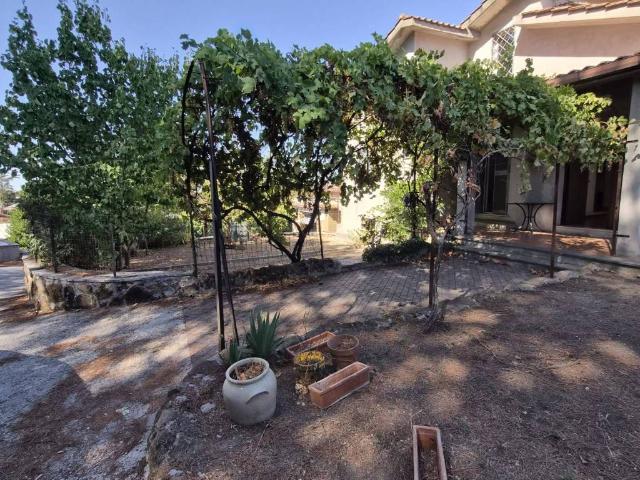 Villa in vendita a Roma RM