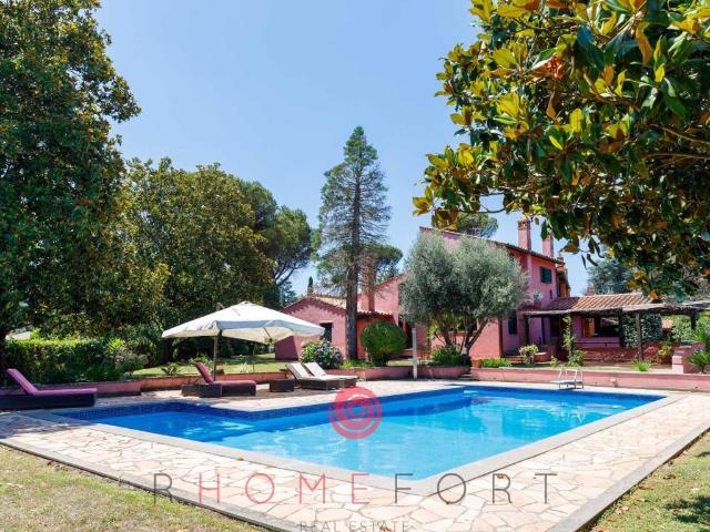 Villa in vendita a Roma RM