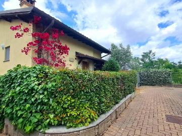 Villa in vendita a Roma RM