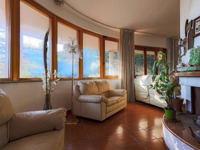 Villa in vendita a Roma RM