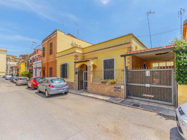 Villa in vendita a Roma RM