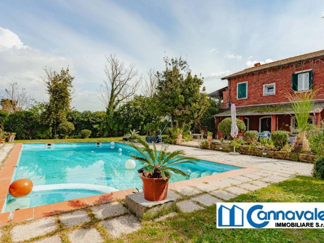 Villa in vendita a Roma RM