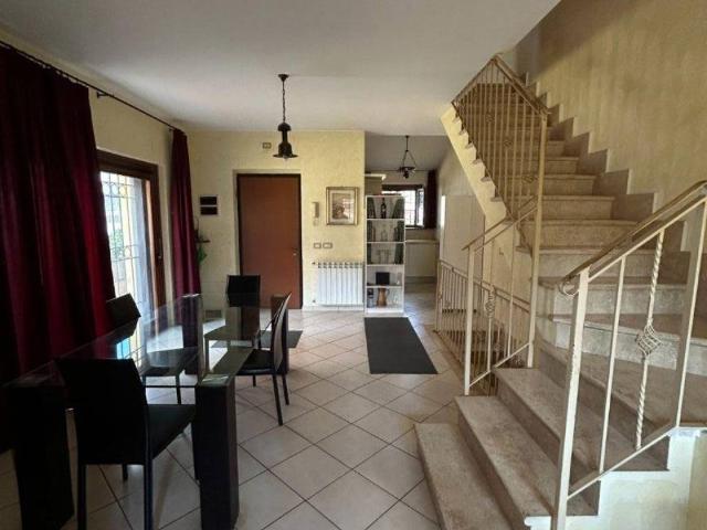 Villa in vendita a Roma RM