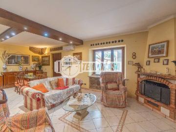Villa in vendita a Roma RM