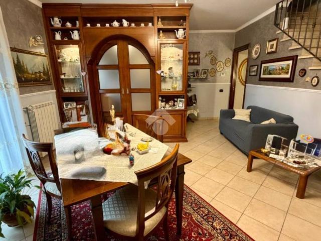 Villa in vendita a Roma RM
