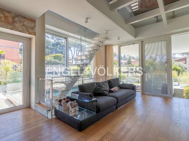 Villa in vendita a Roma RM