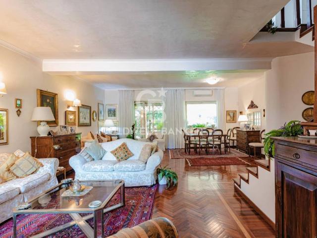 Villa in vendita a Roma RM