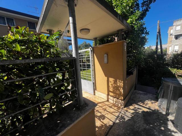Villa in vendita a Roma RM