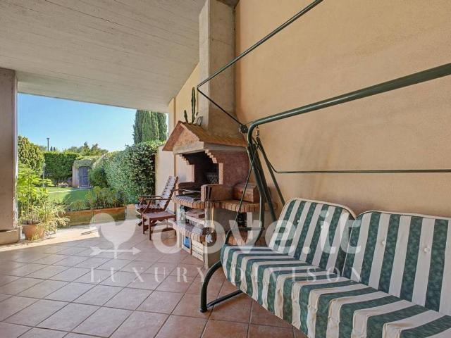 Villa in vendita a Roma RM