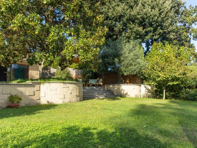 Villa in vendita a Roma RM