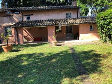 Villa in vendita a Roma RM