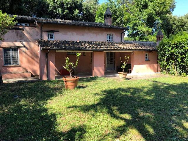 Villa in vendita a Roma RM