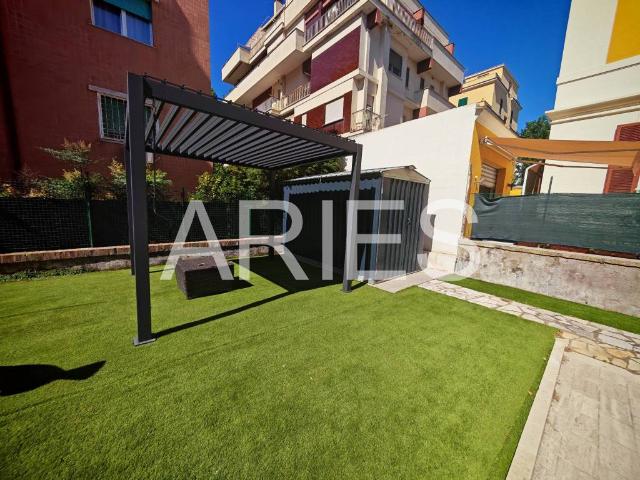 Villa in vendita a Roma RM