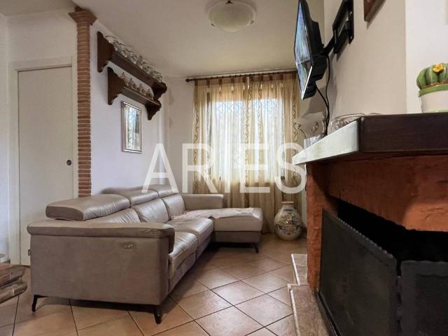 Villa in vendita a Roma RM