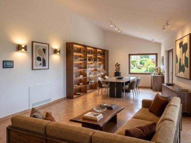 Villa in vendita a Roma RM