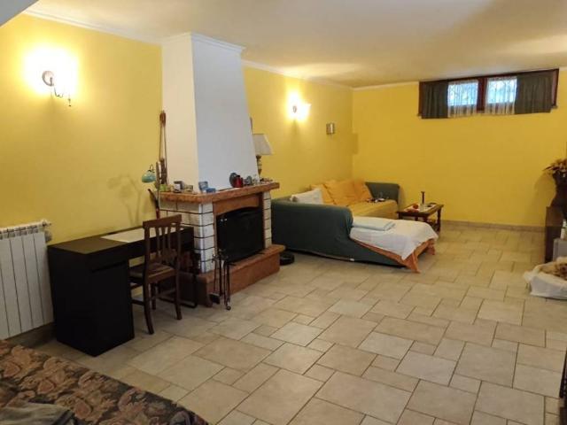 Villa in vendita a Roma RM