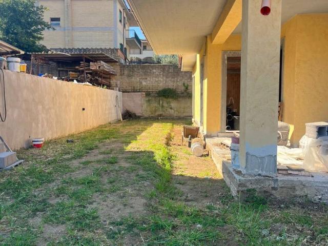 Villa in vendita a Roma RM