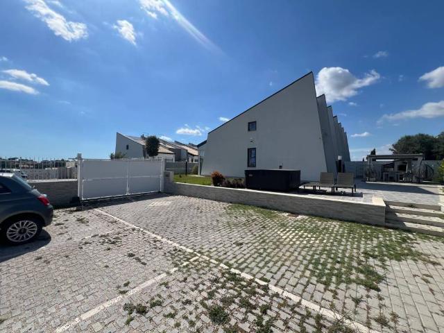 Villa in vendita a Roma RM
