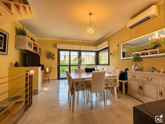 Villa in vendita a Roma RM