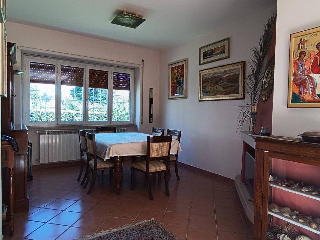 Villa in vendita a Roma RM