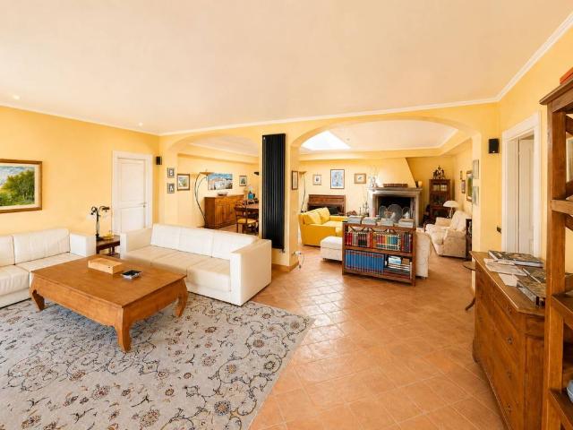 Villa in vendita a Roma RM