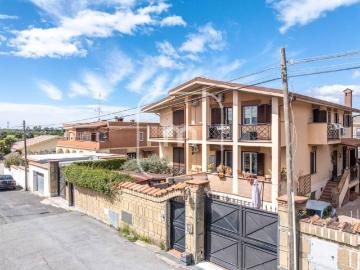 Villa in vendita a Roma RM