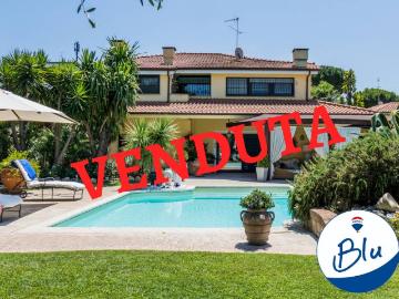 Villa in vendita a Roma RM